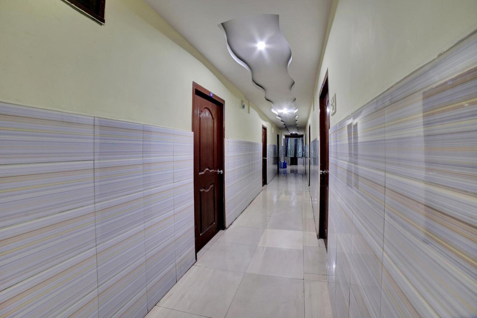 Hotel O Anu Residency Vijayawāda Buitenkant foto